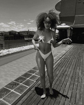 Pearl Thusi / pearlthusi Nude Leaks Photo 13