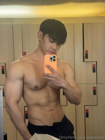 peedeedi Nude Leaks Photo 6