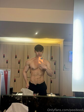 peedeedi Nude Leaks Photo 9