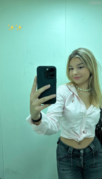 Perle_btr / Perleeee / _perle_btr / lapetiteperleofficial Nude Leaks OnlyFans Photo 30