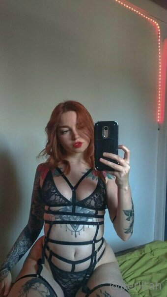 perlitah Nude Leaks Photo 4