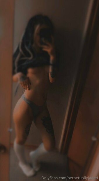 perpetuallyjaded Nude Leaks Photo 23