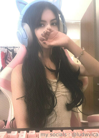 persoconn Nude Leaks Photo 12