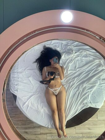 peruvianbitch Nude Leaks OnlyFans Photo 2