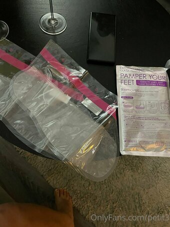 petit3 Nude Leaks Photo 4