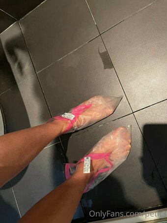 petit3 Nude Leaks Photo 6