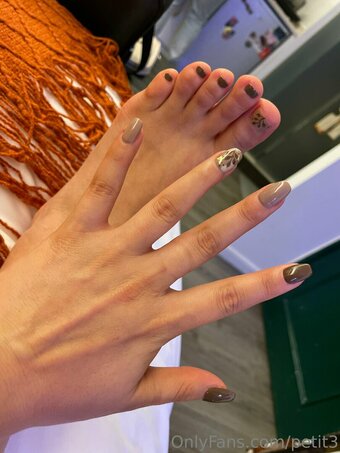 petit3 Nude Leaks Photo 20