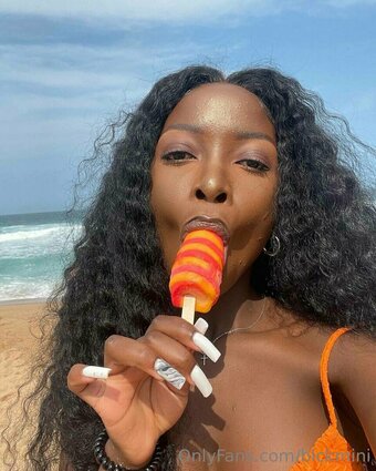 Petite Mini / blckmini / petiteminiature Nude Leaks OnlyFans Photo 22