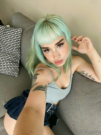 petiteara / aragasm Nude Leaks OnlyFans Photo 3