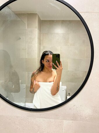 petitechloe Nude Leaks Photo 10