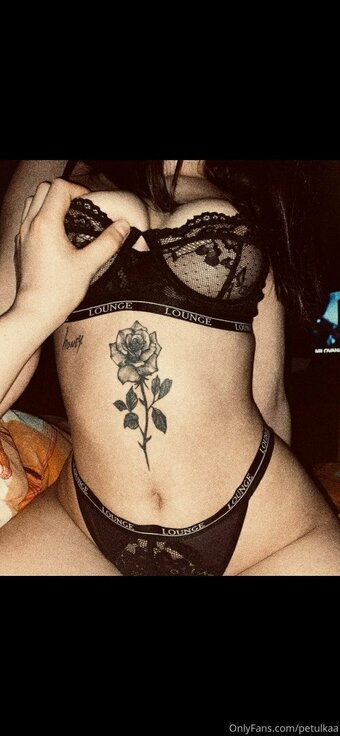 petulkaa / peeeta_hl Nude Leaks OnlyFans Photo 5