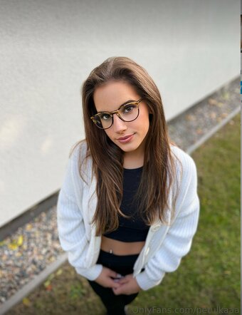 Petulkaaa / petulkaa.hl Nude Leaks OnlyFans Photo 7