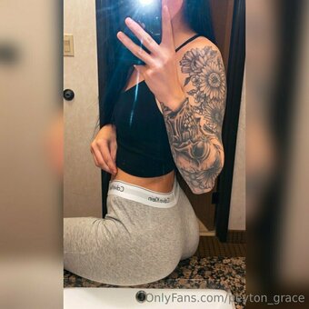 peyton_grace Nude Leaks Photo 21