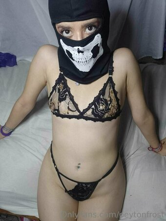 peytonfrost Nude Leaks Photo 1