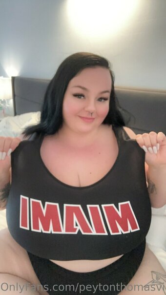 peytonthomasvip Nude Leaks Photo 15