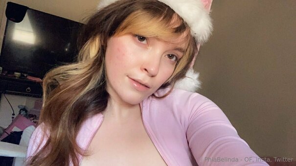 phiabelinda Nude Leaks Photo 17