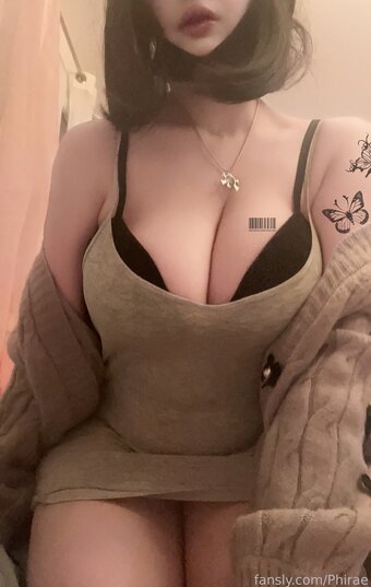 Phirae Nude Leaks Photo 21