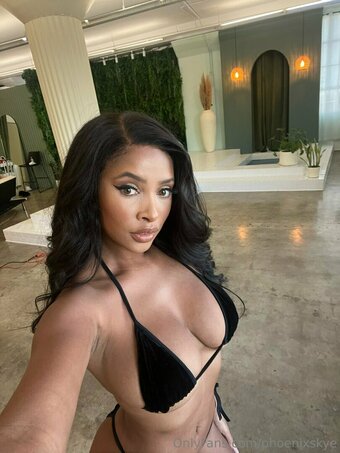 phoenixskye Nude Leaks Photo 26