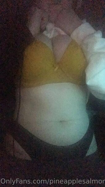 pineapplesalmon Nude Leaks Photo 2