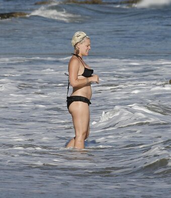 Pink Nude Leaks Photo 19