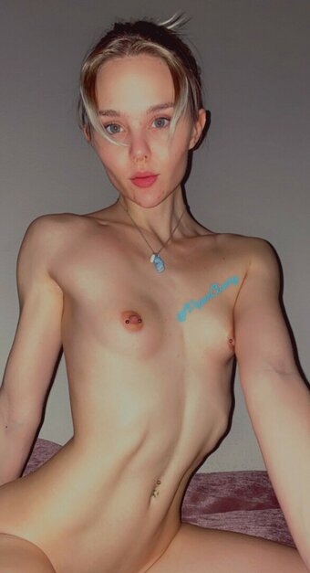 PiperAvery Nude Leaks OnlyFans Photo 4