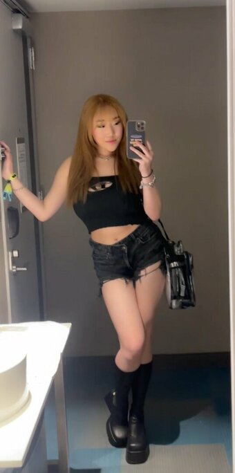 Pitouluvr / https: Nude Leaks Photo 4