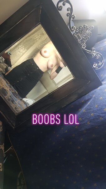 Pixie Holly Nude Leaks Photo 14