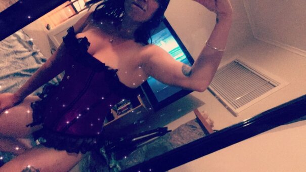 Pixie Holly Nude Leaks Photo 20