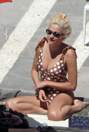 Pixie Lott / pixielott Nude Leaks Photo 10