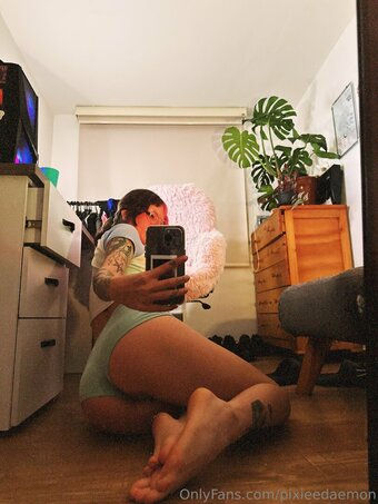 pixieedaemon Nude Leaks Photo 5