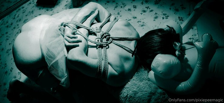 pixiepeemagic Nude Leaks Photo 23