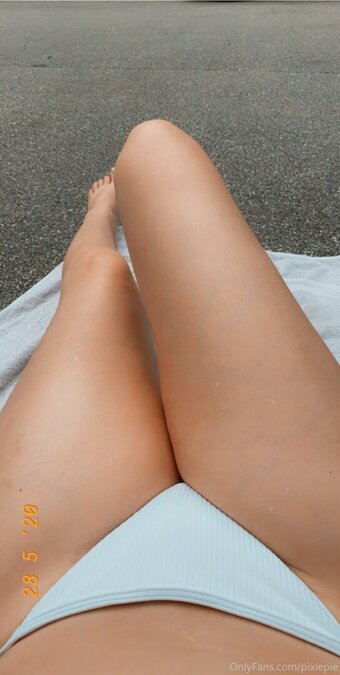 PixiePie123 / mysticalfries Nude Leaks OnlyFans Photo 2