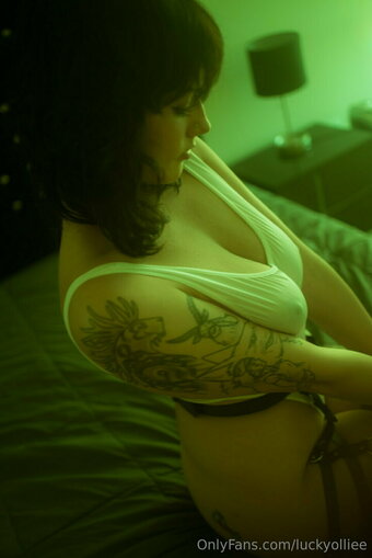 Pixiexsnow / Lapzersus / lassienot2 / luckyolliee Nude Leaks OnlyFans Photo 18