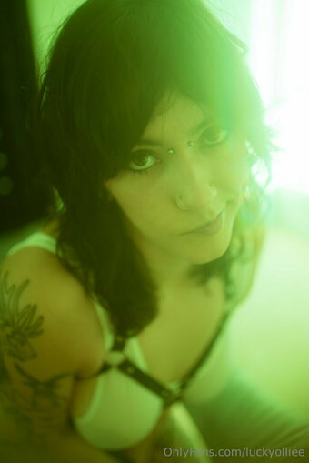 Pixiexsnow / Lapzersus / lassienot2 / luckyolliee Nude Leaks OnlyFans Photo 24