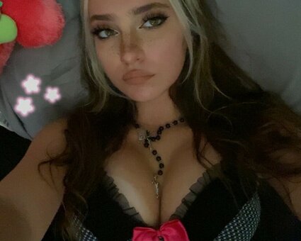 Pixispit / pixigrll Nude Leaks Photo 2