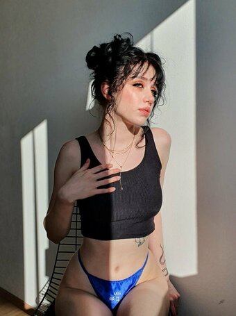 Plasticjupiter / arlenv1 Nude Leaks OnlyFans Photo 1