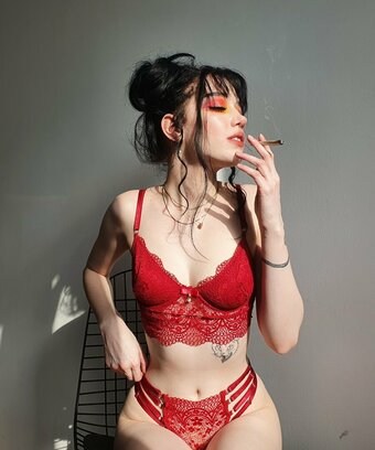 Plasticjupiter / arlenv1 Nude Leaks OnlyFans Photo 6