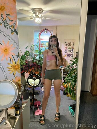 plutoastrology Nude Leaks Photo 9