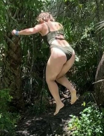 Pockets4bees / little_pockets210 Nude Leaks OnlyFans Photo 12