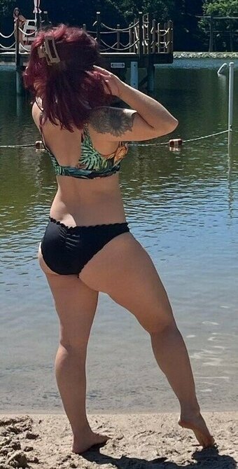 Pockets4bees / little_pockets210 Nude Leaks OnlyFans Photo 16