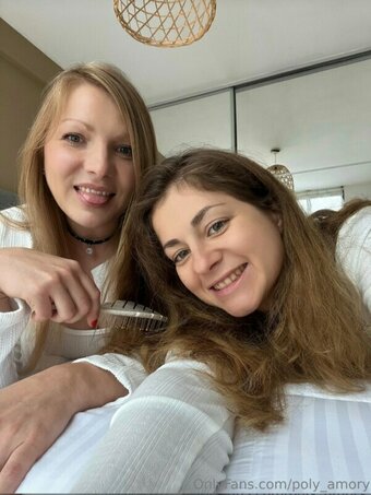 Polyamory / https: / poly-amory / poly_amory / polyphiliablog Nude Leaks OnlyFans Photo 1