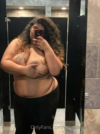 poundcake1908 Nude Leaks Photo 21