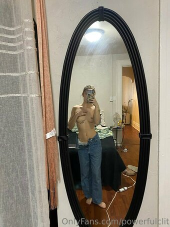 powerfulclit Nude Leaks Photo 14