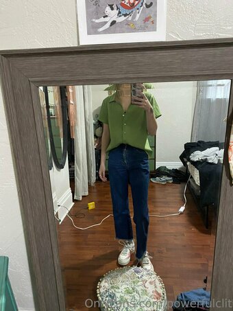 powerfulclit Nude Leaks Photo 22