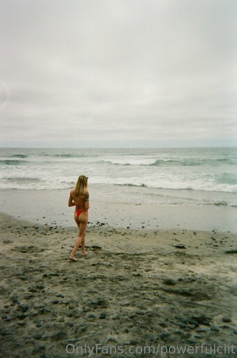 powerfulclit Nude Leaks Photo 27