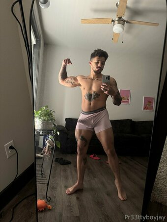 pr33ttyboyjay Nude Leaks Photo 21