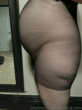 preg_mom_of_twins