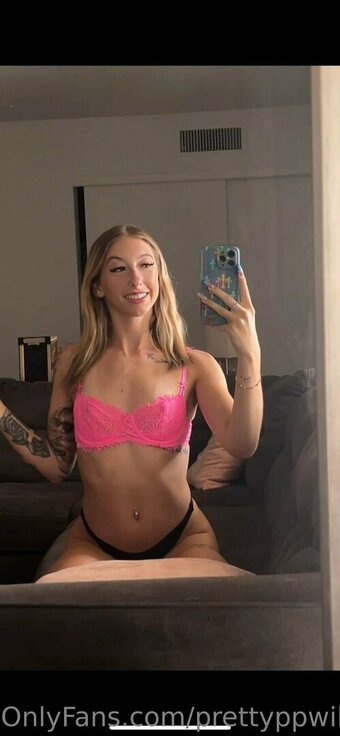 Prettyppwillow / therealwillow.xx Nude Leaks Photo 26