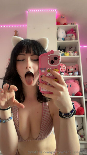 prettywhenpossessed Nude Leaks Photo 14