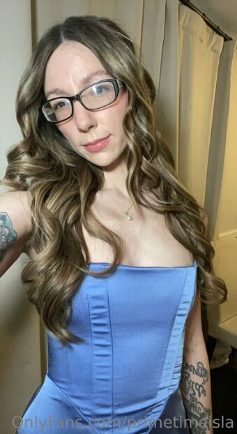 primetimeisla Nude Leaks Photo 9